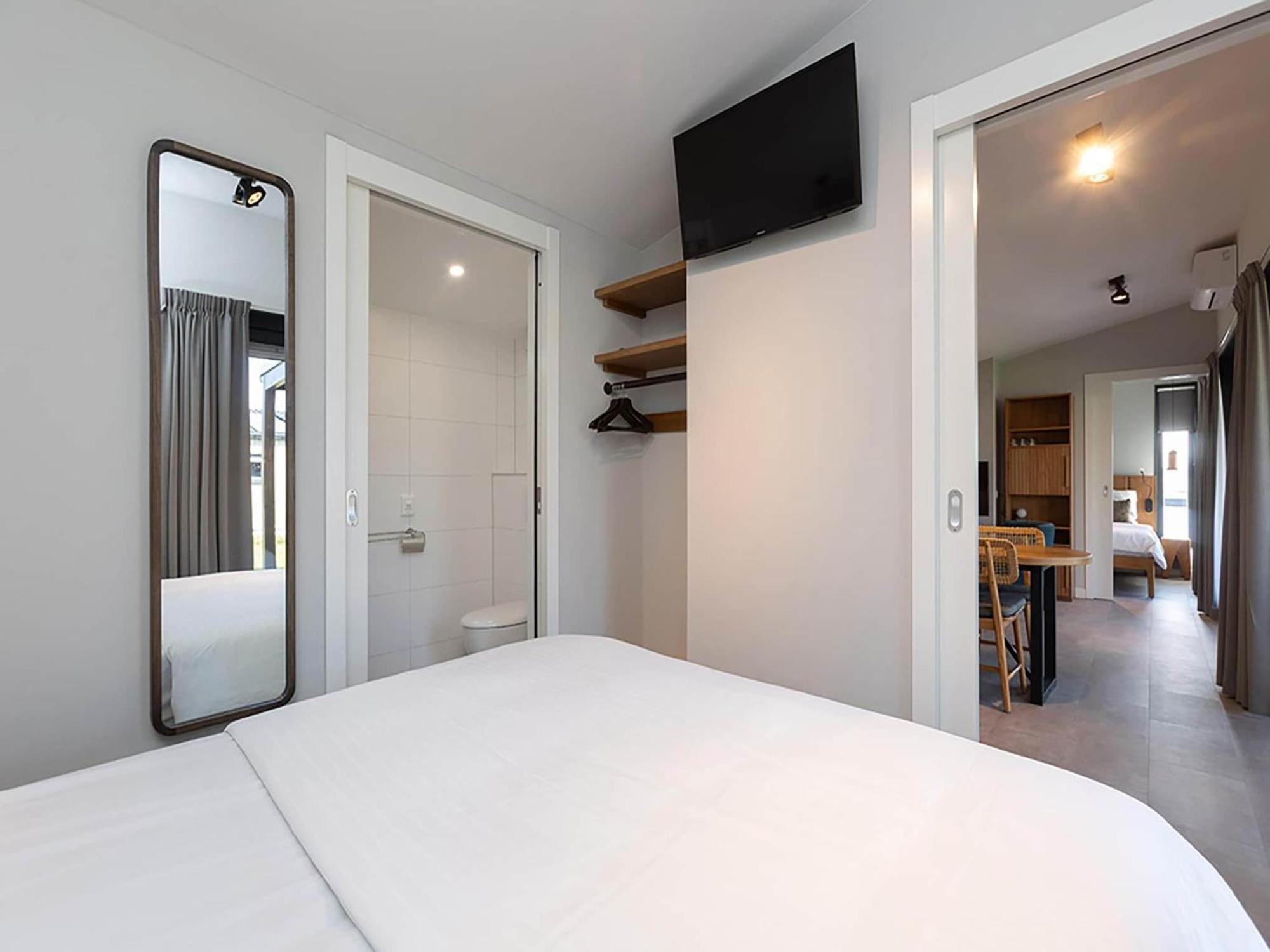 Luxury Docklodge On The Water Delfstrahuizen Luaran gambar